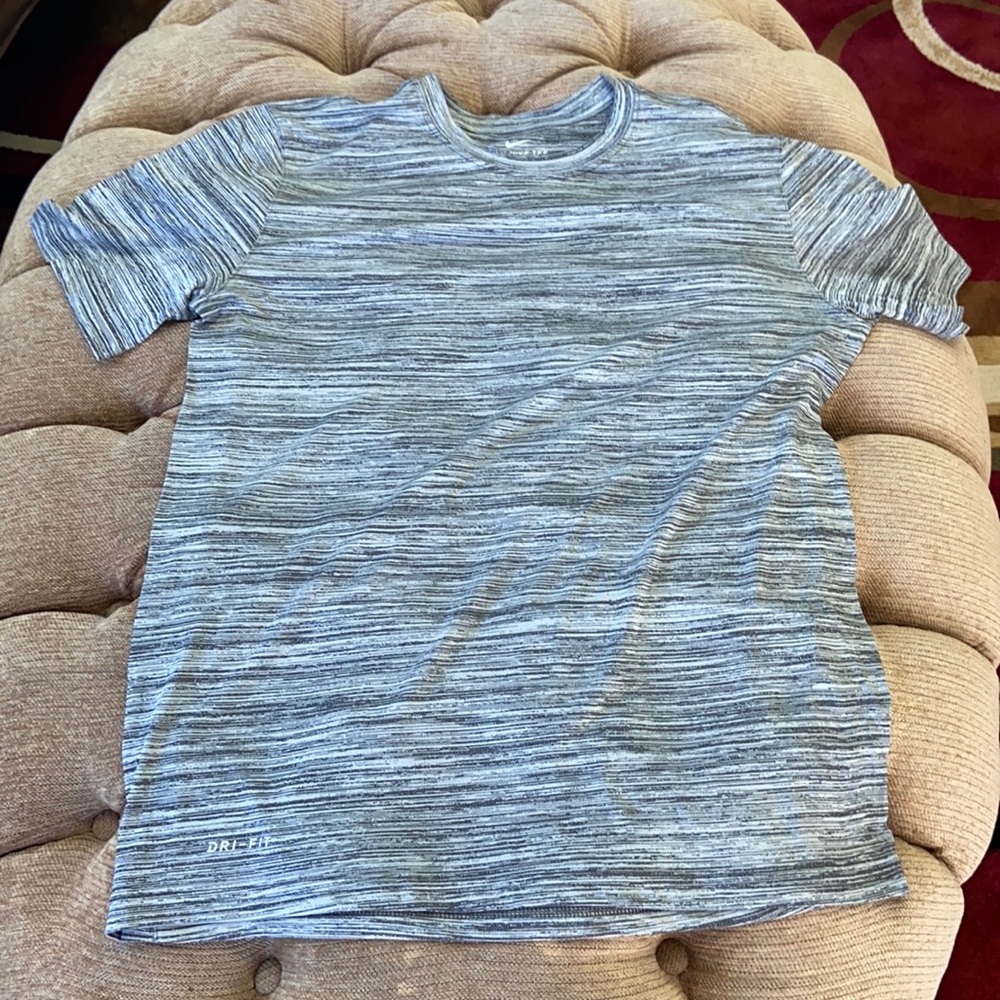 Nike T-shirt